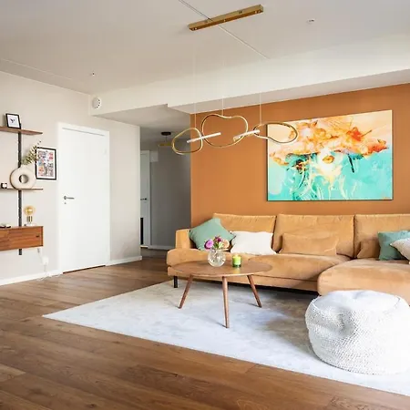 Luxury Seaview Flat Center